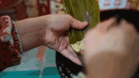 端午节粽子实拍包粽子视频背景端午gif图素材
